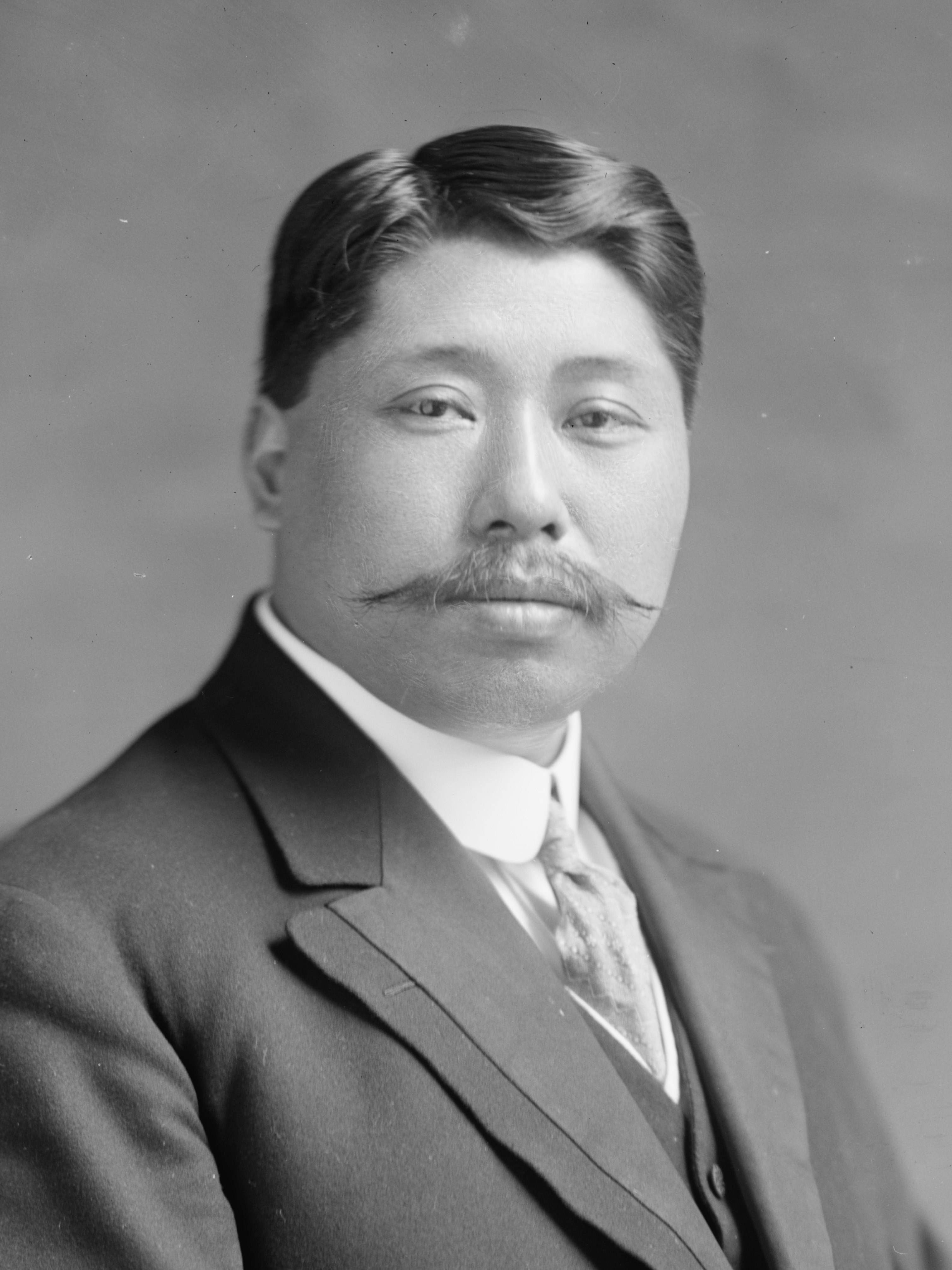 黄轸画像