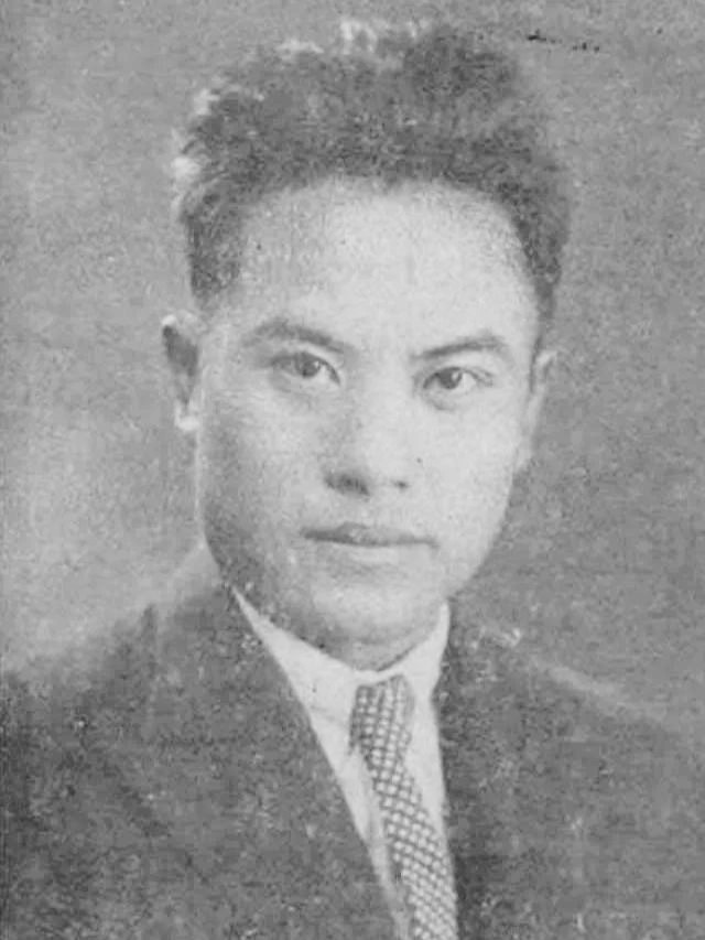 张天翼画像